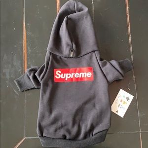 Supreme hoodie for a small dog! never worn!